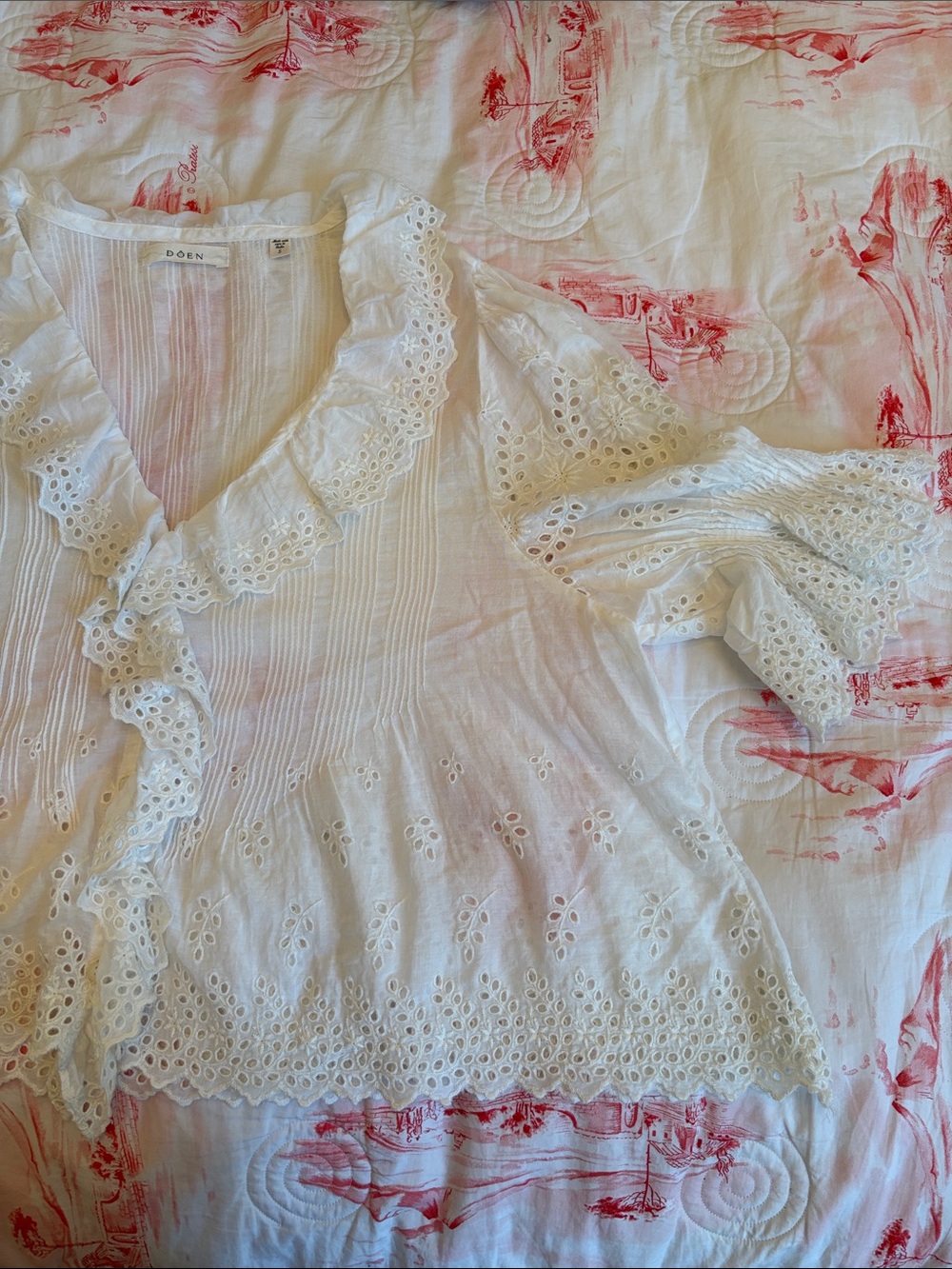 Doen Henri Eyelet Blouse - Picture 7 of 17